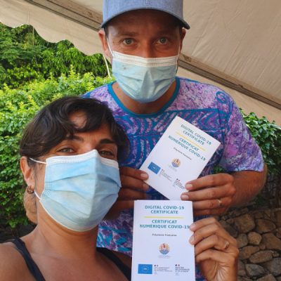 zwei wollen meer tahiti polynesien covid corona auffrischung impfung booster weihnachten presidence impfzentrum